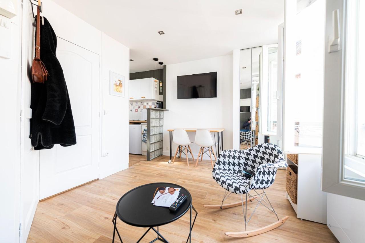 Studio Centre Ville Refait A Neuf ทรูวิลล์-ซูร์-แมร์ ภายนอก รูปภาพ